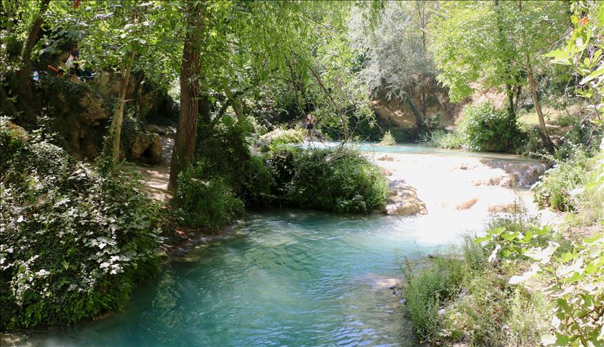 نهر "غُرلايك".. جنة مخفية في "أسكي شهير" التركية