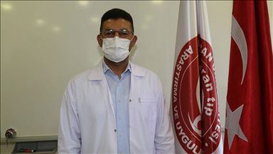 "Wekî ku di mengeneyê da asê mabe serê min ji ber êşê lê bû belabelayî bibe"