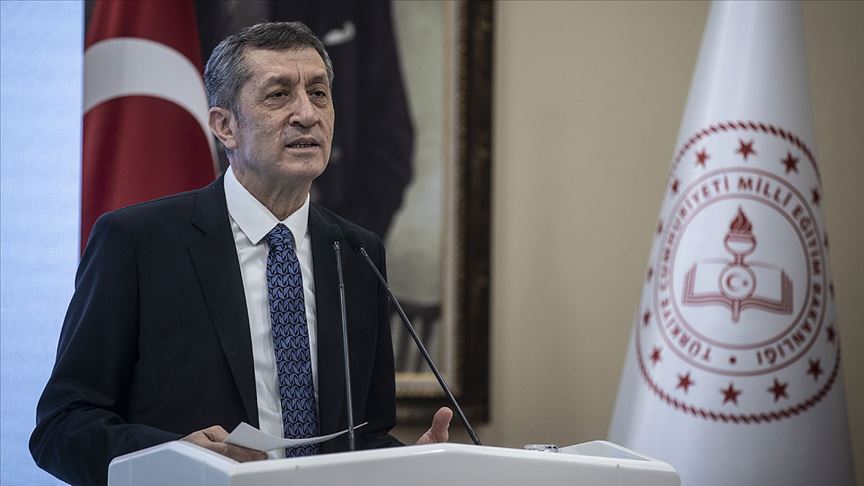 Bakan Ziya Selçuk: Meslek liseleri hijyen ürünlerinin üretimi noktasında okulların ihtiyacını karşılamaya hazır