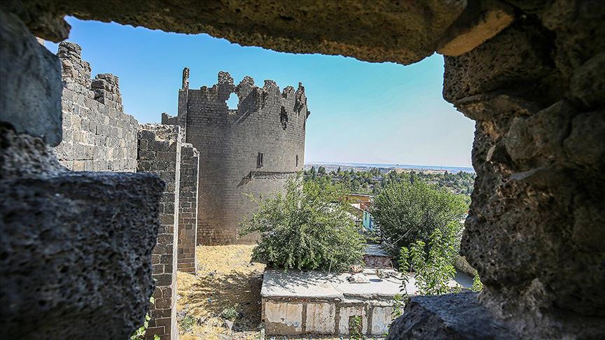diyarbakir surlari eski ihtisamina