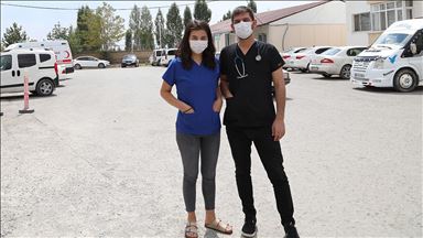Koronavirüsü yenip dünyaevine giren doktor çiftten 'tedbirlere uyun' çağrısı