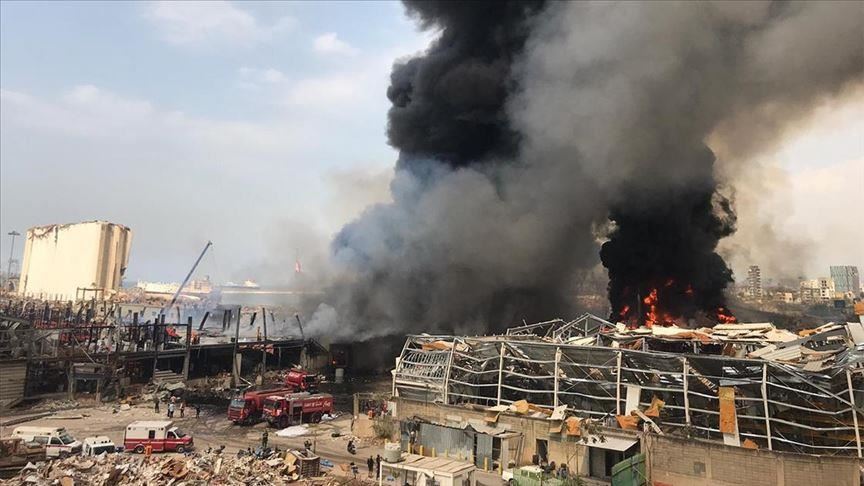 Lebanon: Flames rise again in port of Beirut