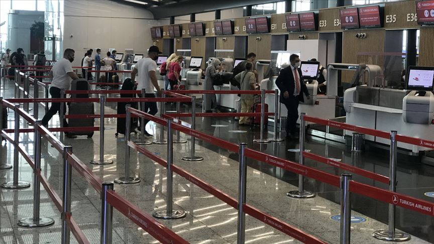 İstanbul havalimanlarından uçan yolcu sayısı 8 ayda 27 milyona ulaştı