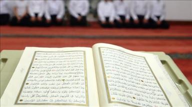 Pakistan aims to fight Islamophobia via Quran education