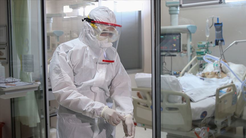 Türkiye'nin koronavirüsle mücadelesinde son 24 saatte yaşananlar