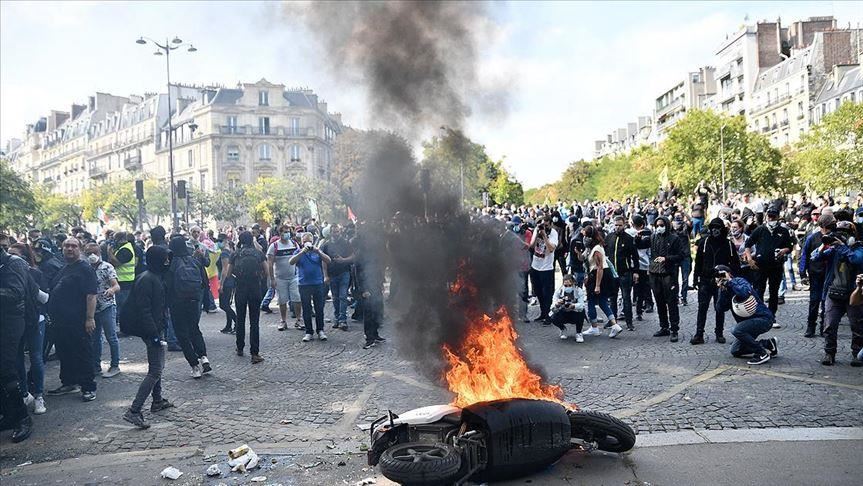 Francë, pas disa muajsh sërish protesta të "jelekëve të verdhë"