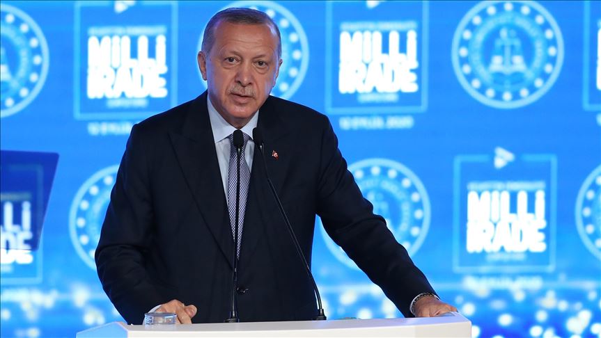 Erdogan poručio Macronu: Ne možete nam vi držati lekcije o ljudskosti