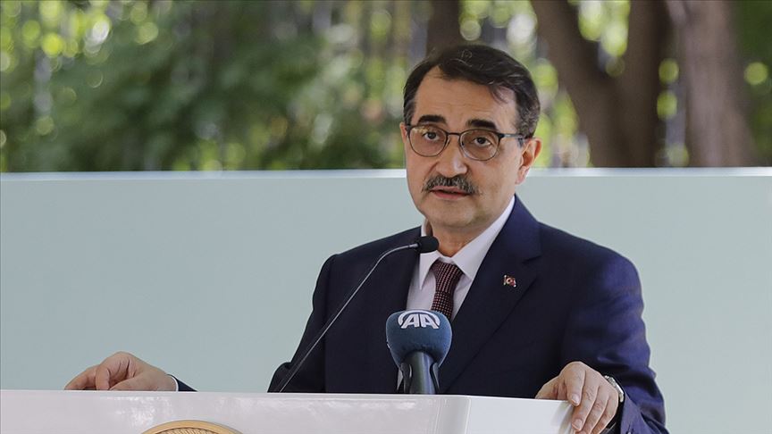 Bakan Dönmez: Karadeniz ve Doğu Akdeniz'den yeni müjdeler alacağımız günler yakındır