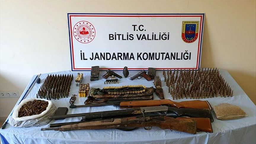 Turkey: 3 suspects held, large cache of weapons seized