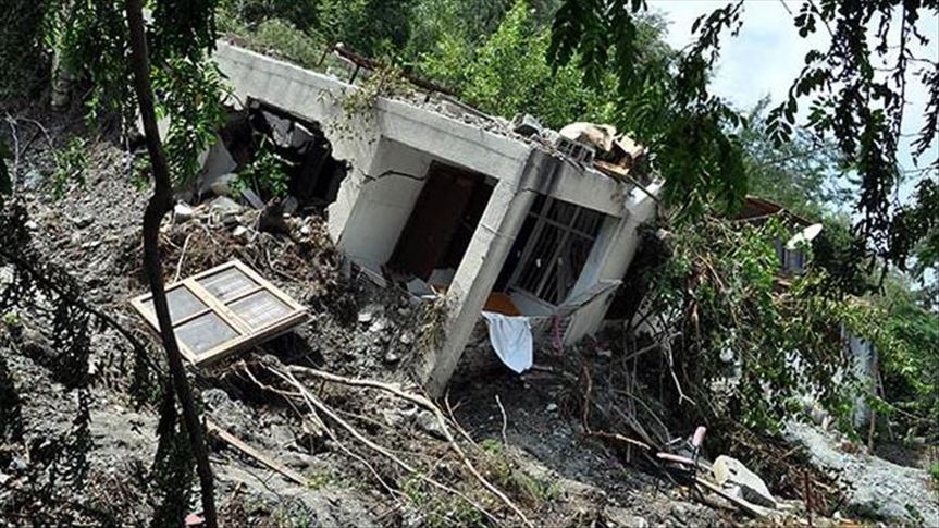 Сход оползня в Непале: погибли шесть человек