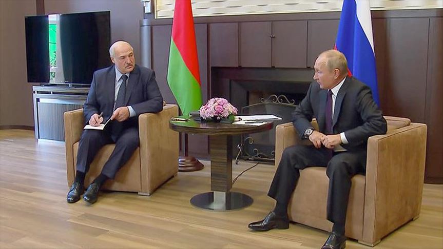 Лукашенко призвал Россию к укреплению сотрудничества