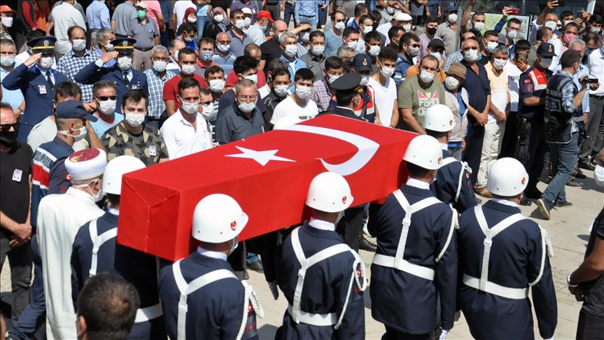 Şehit Jandarma Astsubay Kıdemli Çavuş Sinan Aktay Konya'da son yolculuğuna uğurlandı