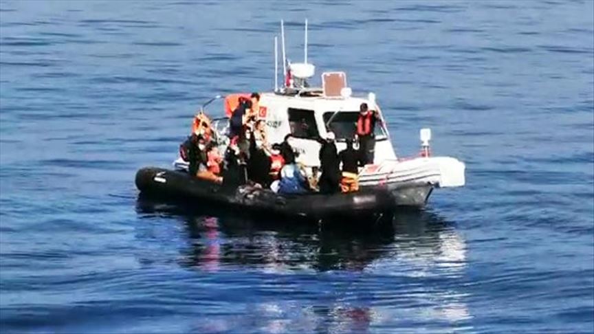 Turkey rescues 9 asylum seekers in Aegean