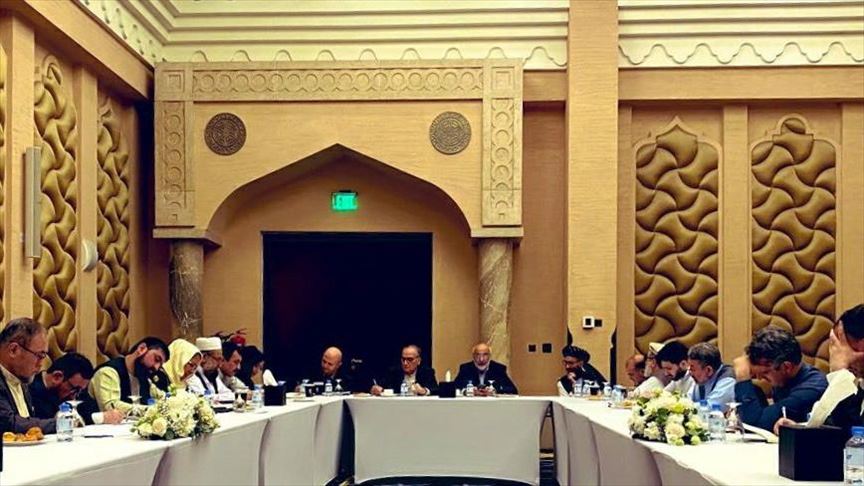 نشست هیئت‌های صلح دولت افغانستان و طالبان امروز برگزار می‌شود