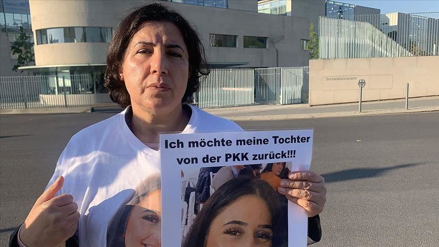 Li Almanyayê dayika ku keça wê ji hêla PKKyê hat revandin, çalakiya xwe didomîne