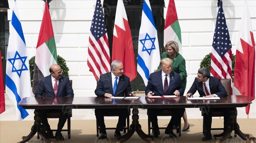 Israel resmi teken kesepakatan normalisasi dengan UEA, Bahrain