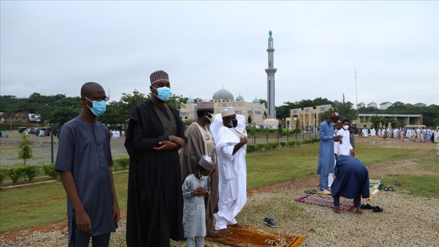 Trabajadores en el noroeste de Nigeria protestan por el salario mínimo