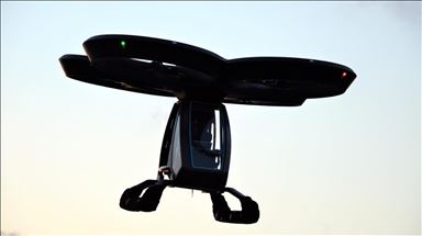 Turquía prueba con éxito su primer carro volador