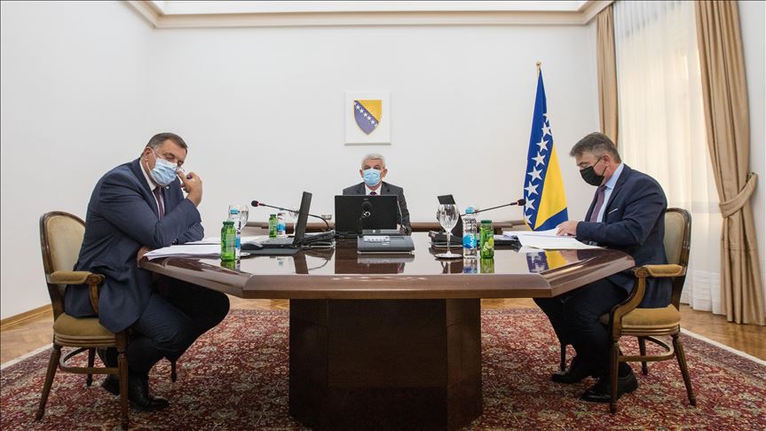 Predsjedništvo BiH: Vijeće ministara zaduženo da intenzivira aktivnosti na osiguranju koordinacije epidemioloških mjera
