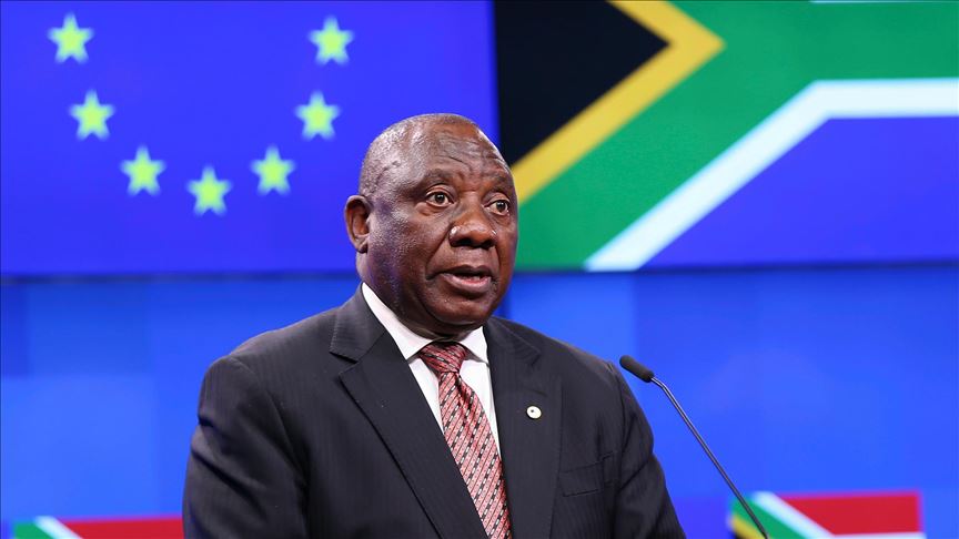 Sudáfrica alivia las restricciones para los viajeros internacionales