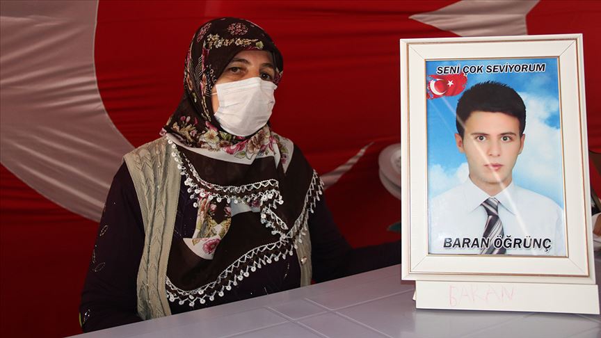 Diyarbakır annesi Övünç: Gel oğlum o sevinci bize yaşat