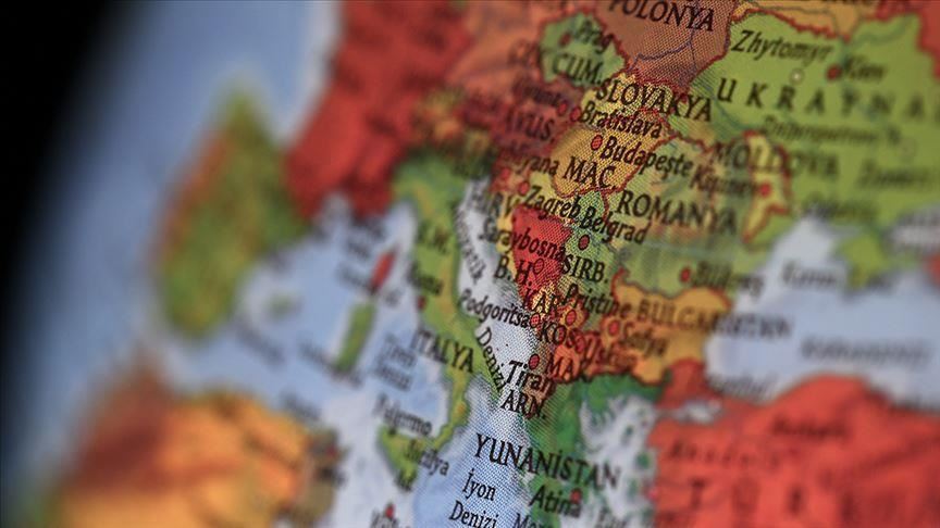 Преку заговарање привидна „нормализација“ до стекнување контрола врз политичките процеси на Балканот
