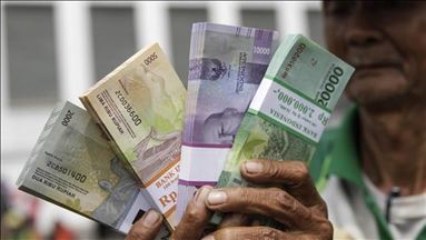 Rupiah menguat 10 poin setelah BI pertahankan suku bunga acuan