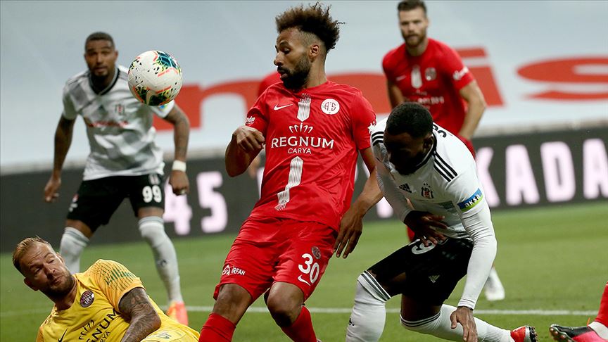 Beşiktaş Süper Lig'de Antalyaspor'u konuk edecek
