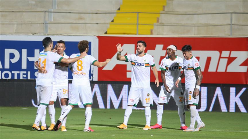 Alanyaspor, Kayserispor'u Bareiro'nun golleriyle geçti