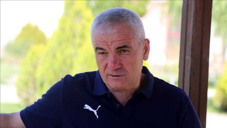Sivasspor Teknik Direktörü Rıza Çalımbay: Zor bir sezon yaşayacağız
