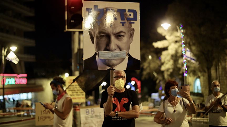 İsrail’de Kovid-19 karantinasına rağmen Netanyahu karıştı gösteriye binlerce kişi katıldı 