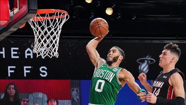 NBA'de Boston Celtics, konferans finallerinde ilk galibiyetini aldı