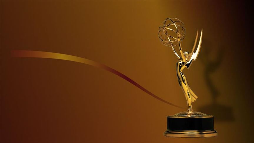 2020 Emmys: Schitt's Creek sweeps comedy categories