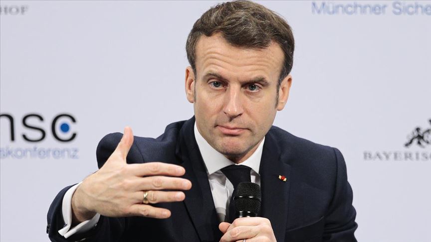 Fransa'da Macron'un partisinin ikinci ismi görevini bıraktı