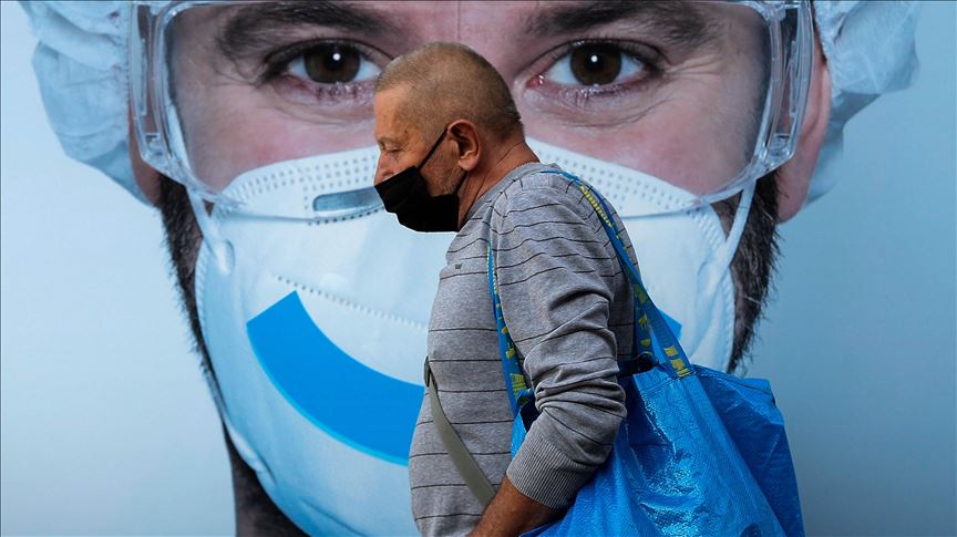 En España los contagios por COVID-19 aumentan pese a medidas para frenar su propagación