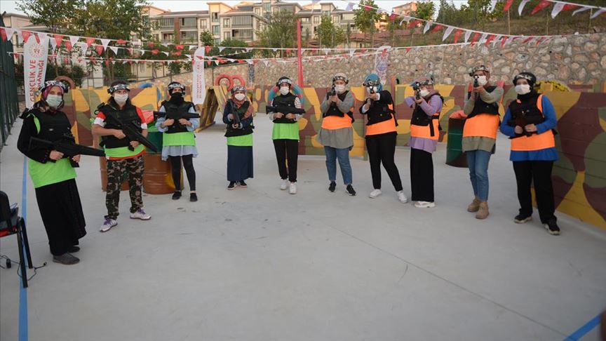 Gencler Pandemi Surecinde Lazerli Paintball Ile Hareket Kazandi