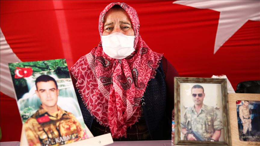 Nobeta ewladan a dayikên Diyarbekirê dewam dike