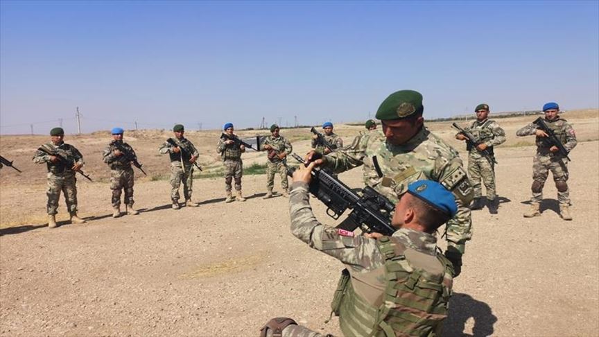 Continúa la tensa espera en la línea de contacto entre Azerbaiyán y Armenia