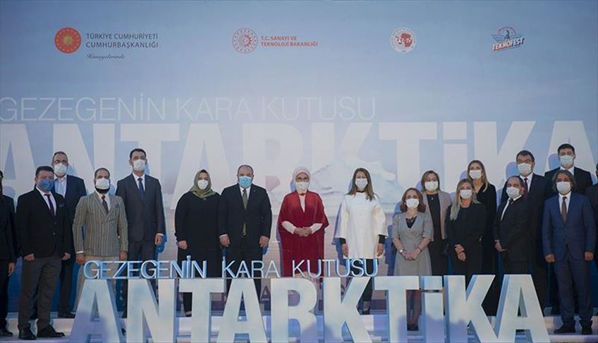 antarctica documentary debuts in ankara