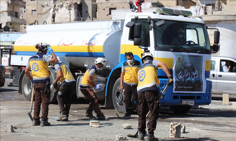 Kumsipî li Îdlibê rêça şer paqij dikin