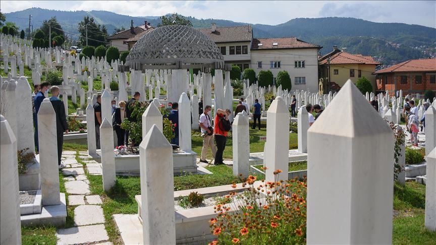 ANALYSIS - Re-writing and whitewashing recent history in Bosnia