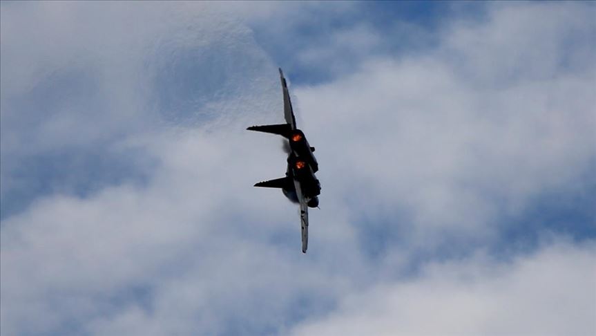 Avión militar MiG-21 se estrella en el oeste de Serbia