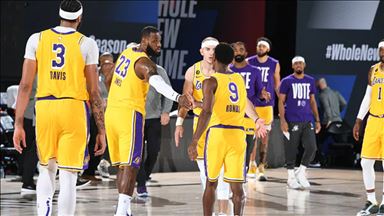 Los Angeles Lakers seride avantaj yakaladı