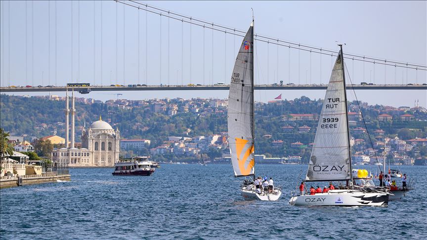 Регата на Босфоре: за кубок Turkcell Platinum борются 50 яхт 
