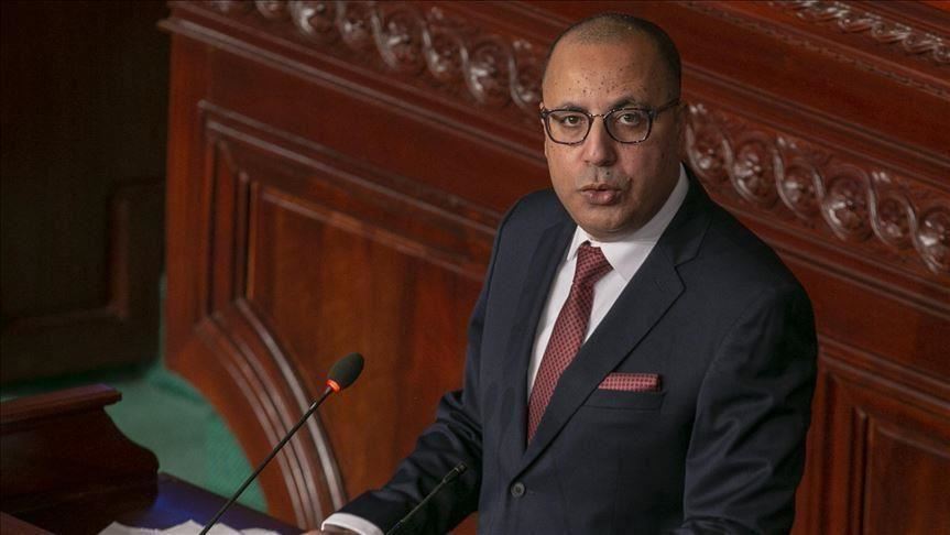 رئيس حكومة تونس: قد نلجأ لإغلاق جزئي حال تواصل تفشي الوباء
