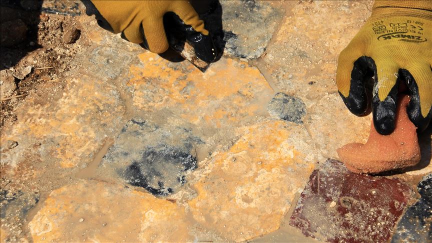 Archeologists discover sun disk in NW Turkey