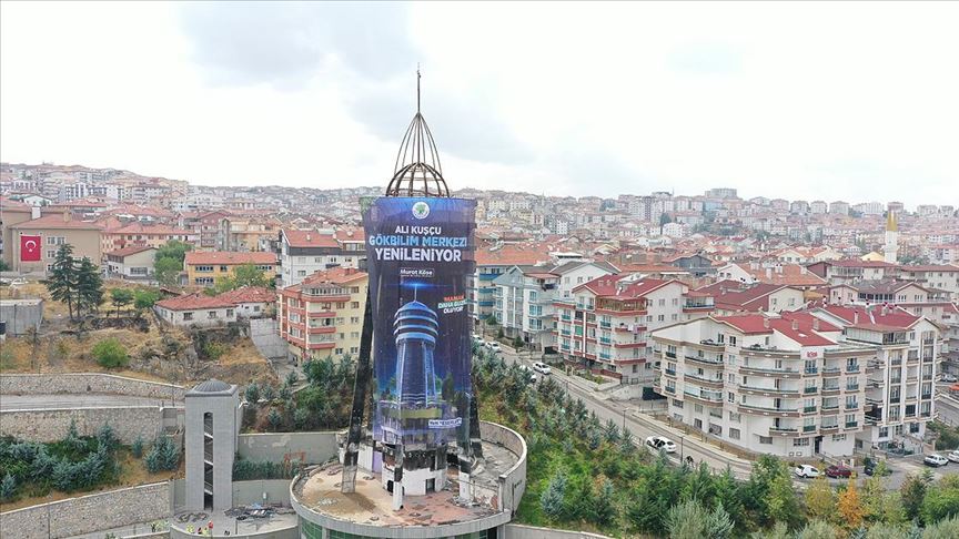 ali kuscu gok bilim merkezi kapilarini