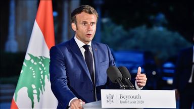 Macron Lübnanlı siyasileri 'ihanetle' suçladı