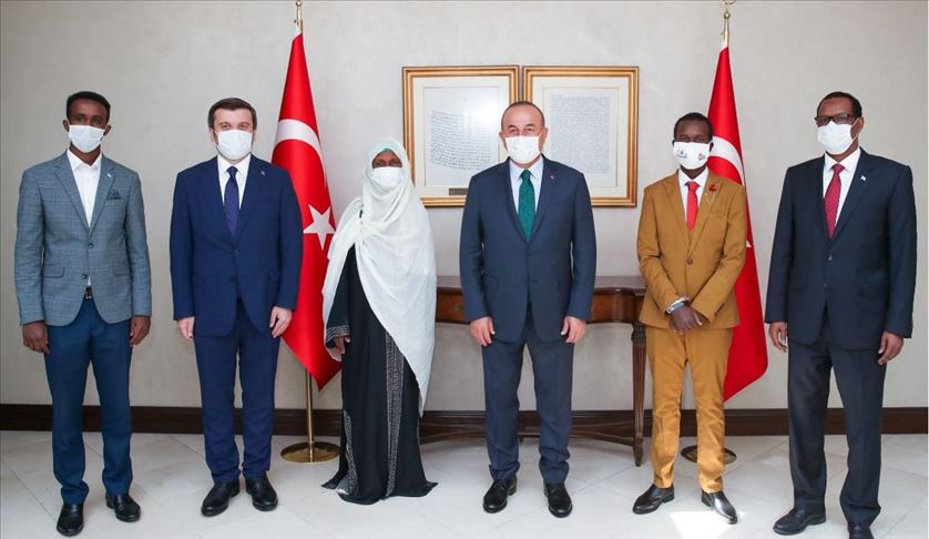 بتوصية من تشاووش أوغلو.. موهوب صومالي يستكمل تعليمه في تركيا