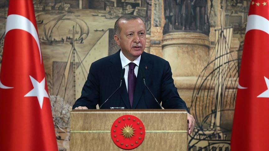 Erdogan : "La Turquie demeurera aux côtés de l'Azerbaïdjan ami et frère, avec tous ses moyens." 